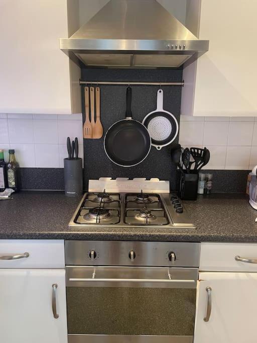 Squirrel Slps 4 - Close To York - Parking Holiday home *